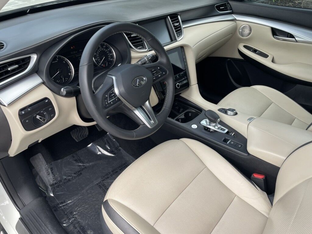 2019 INFINITI QX50 ESSENTIAL Sarasota FL