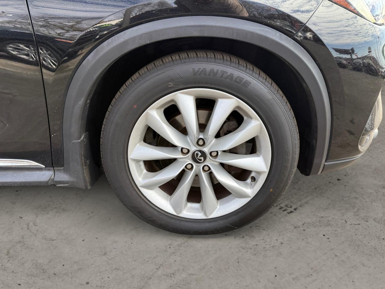 2019 INFINITI QX50 PURE; LUXE; ESS ESSENTIAL Kansas City MO