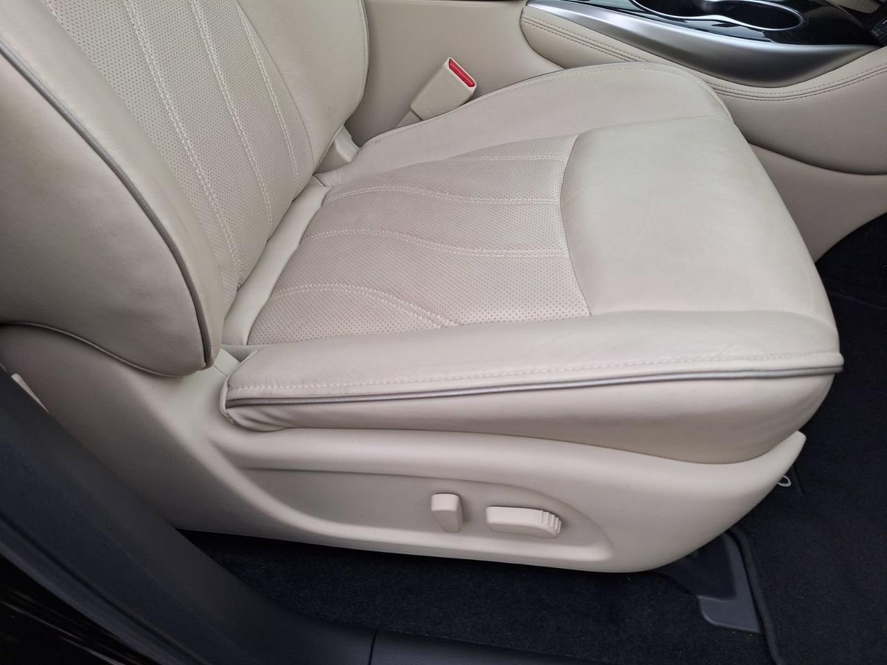 2019 INFINITI QX60 LUXE Hurst TX