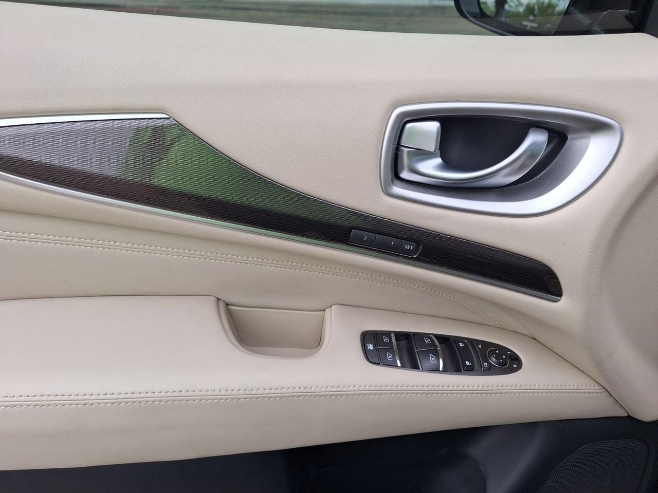 2019 INFINITI QX60 LUXE Hurst TX