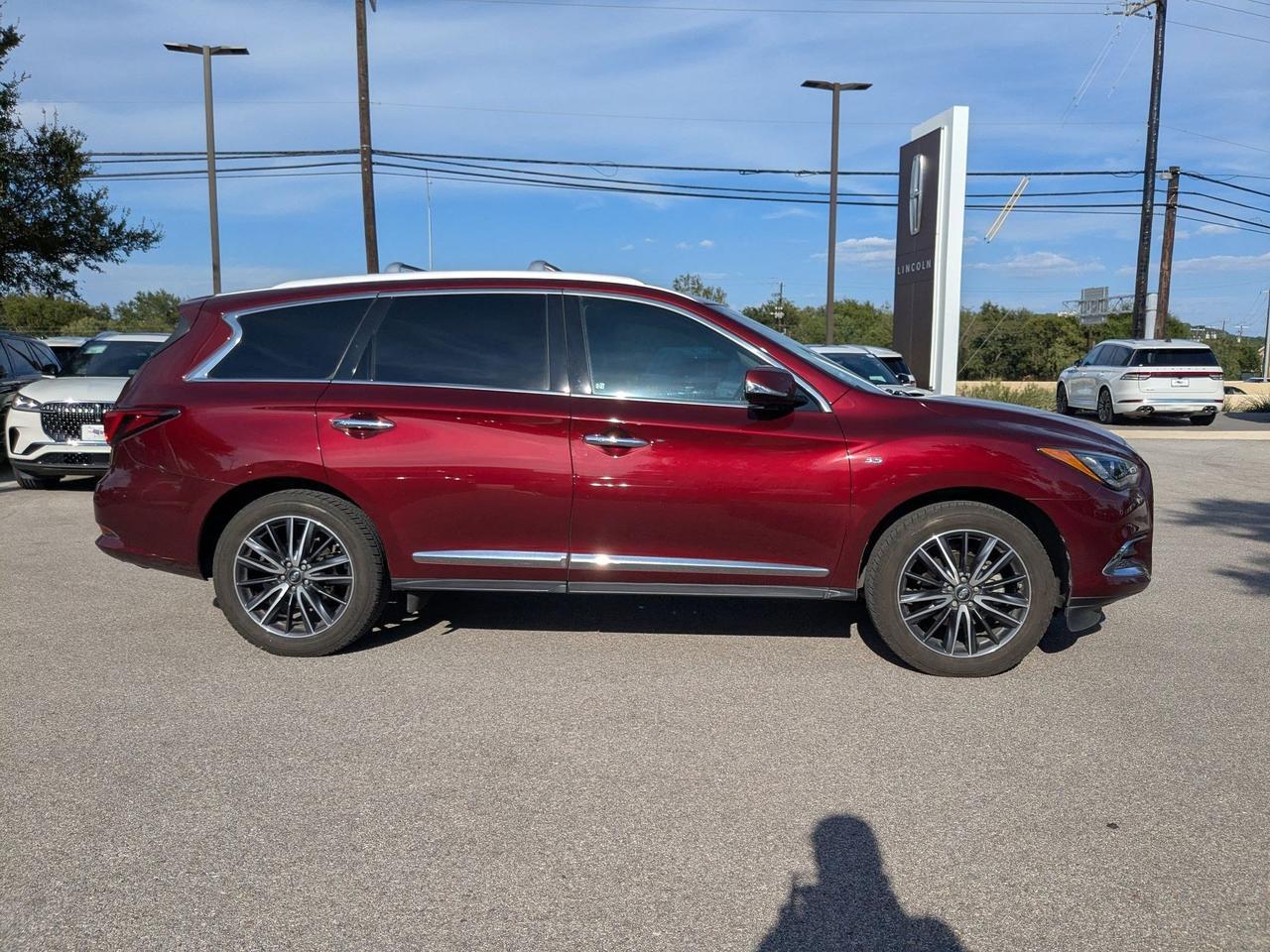 2019 INFINITI QX60 LUXE