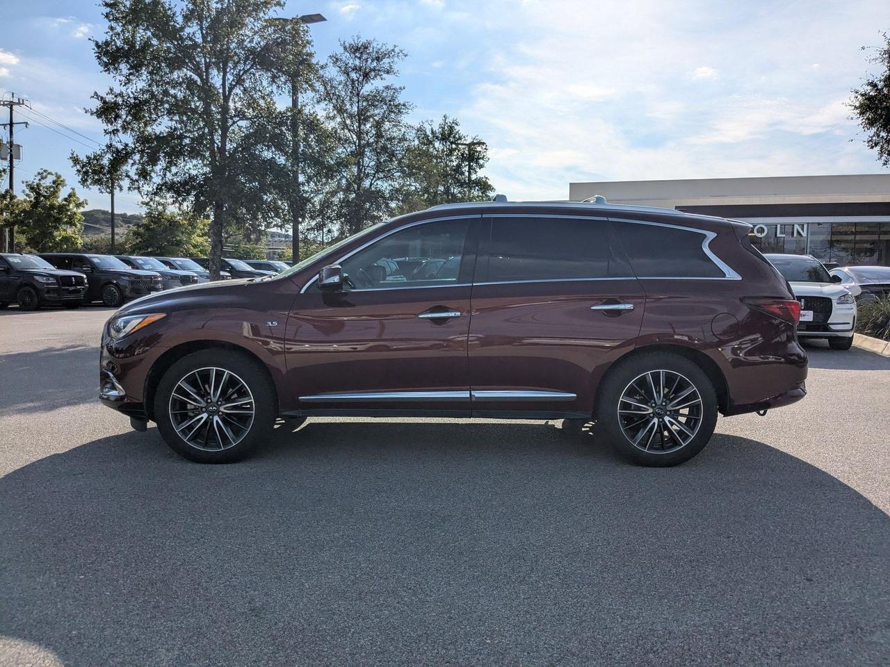 2019 INFINITI QX60 LUXE