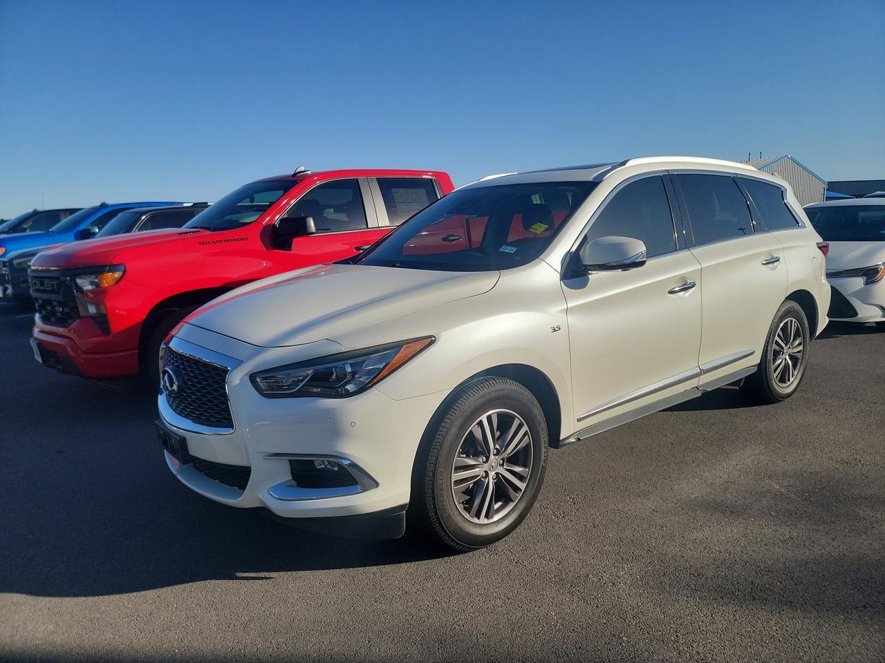 2019 INFINITI QX60 LUXE