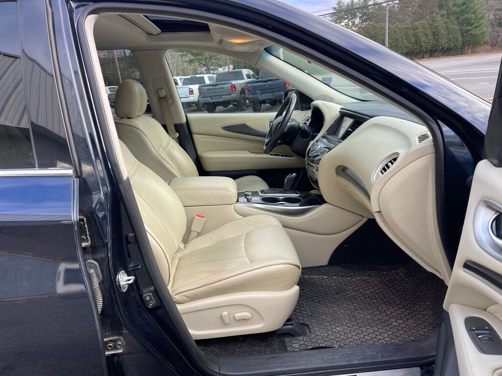 2019 INFINITI QX60 Luxe Orange MA