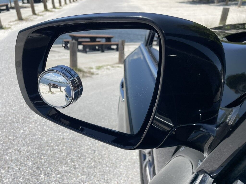 2019 INFINITI QX60 PURE~CLEAN CARFAX~POWER MOONROOF~POWER LIFTGATE~BLIND SPOT WARNING~FORWARD COLLISION WARNING W/ PEDESTRIAN DETECTION~ONLINE FINANCE AND SHIPPING AVAILABLE!!!!! Sarasota FL