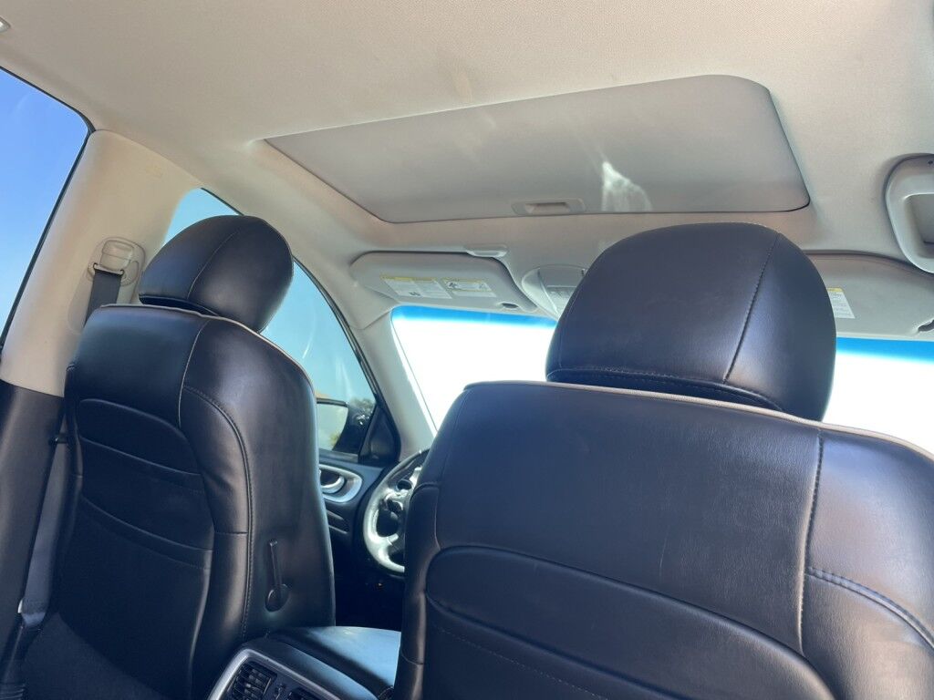 2019 INFINITI QX60 PURE~CLEAN CARFAX~POWER MOONROOF~POWER LIFTGATE~BLIND SPOT WARNING~FORWARD COLLISION WARNING W/ PEDESTRIAN DETECTION~ONLINE FINANCE AND SHIPPING AVAILABLE!!!!! Sarasota FL