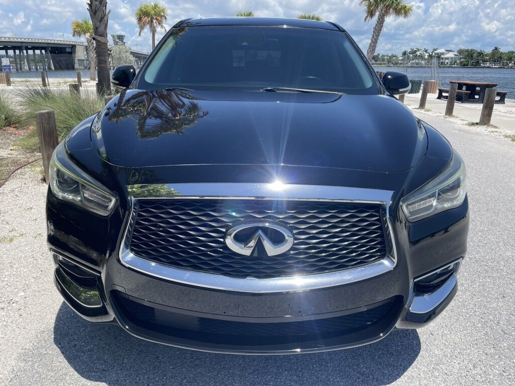 2019 INFINITI QX60 PURE~CLEAN CARFAX~POWER MOONROOF~POWER LIFTGATE~BLIND SPOT WARNING~FORWARD COLLISION WARNING W/ PEDESTRIAN DETECTION~ONLINE FINANCE AND SHIPPING AVAILABLE!!!!! Sarasota FL