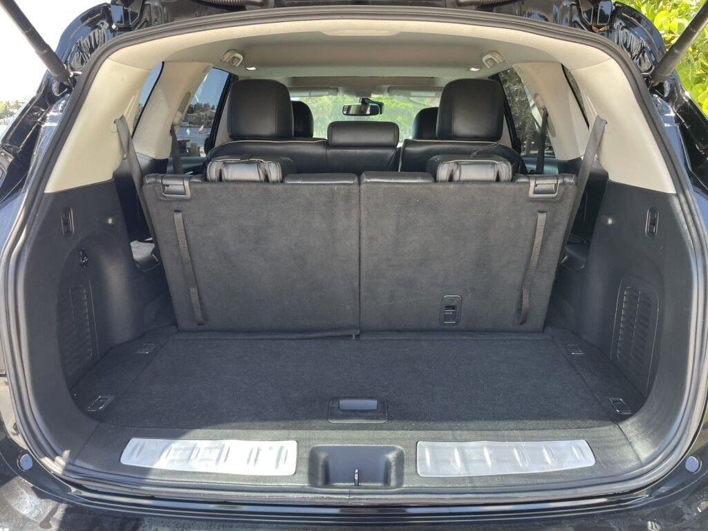 2019 INFINITI QX60 PURE~CLEAN CARFAX~POWER MOONROOF~POWER LIFTGATE~BLIND SPOT WARNING~FORWARD COLLISION WARNING W/ PEDESTRIAN DETECTION~ONLINE FINANCE AND SHIPPING AVAILABLE!!!!! Sarasota FL