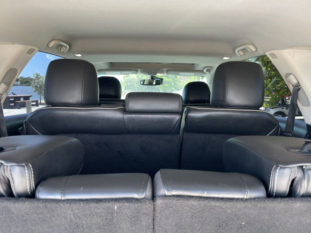 2019 INFINITI QX60 PURE~CLEAN CARFAX~POWER MOONROOF~POWER LIFTGATE~BLIND SPOT WARNING~FORWARD COLLISION WARNING W/ PEDESTRIAN DETECTION~ONLINE FINANCE AND SHIPPING AVAILABLE!!!!! Sarasota FL