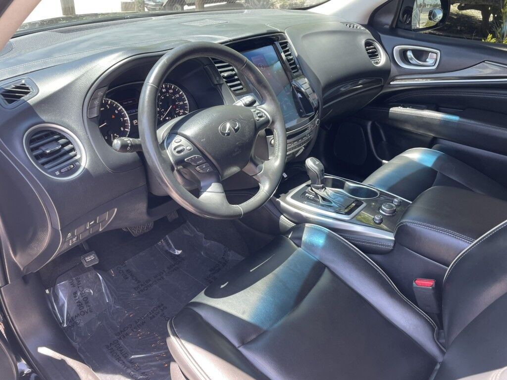 2019 INFINITI QX60 PURE~CLEAN CARFAX~POWER MOONROOF~POWER LIFTGATE~BLIND SPOT WARNING~FORWARD COLLISION WARNING W/ PEDESTRIAN DETECTION~ONLINE FINANCE AND SHIPPING AVAILABLE!!!!! Sarasota FL