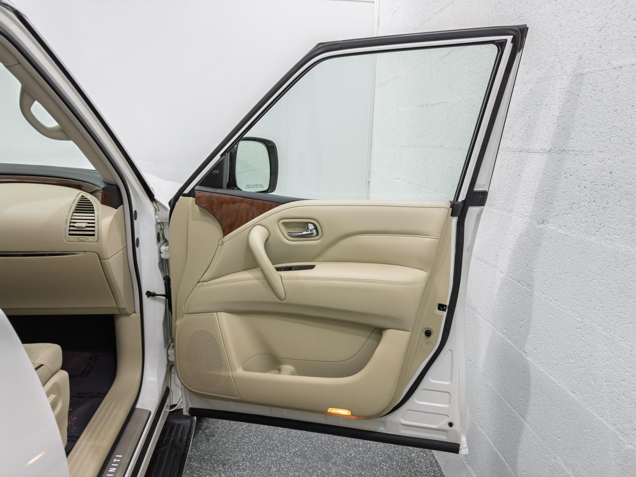 2019 INFINITI QX80 LUXE 4WD Tallmadge OH
