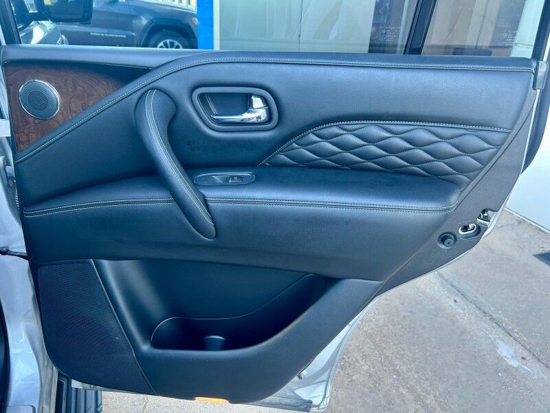 2019 INFINITI QX80 LUXE Harper KS
