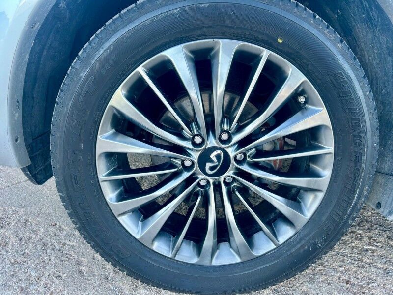 2019 INFINITI QX80 LUXE Harper KS