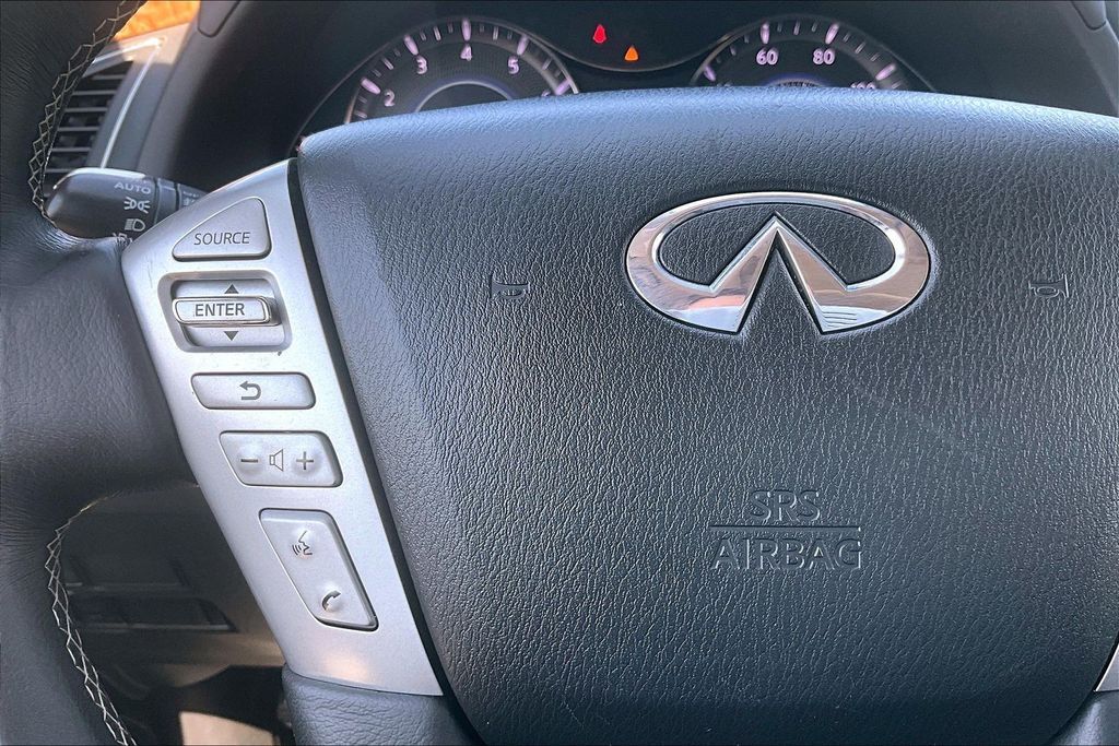 2019 INFINITI QX80 LUXE OR