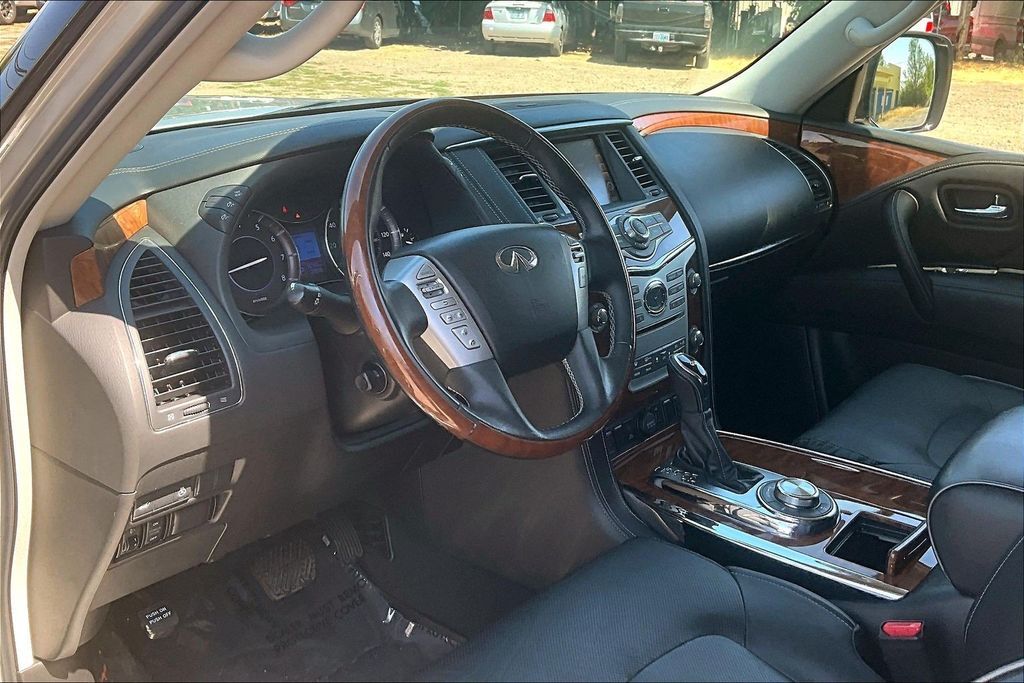 2019 INFINITI QX80 LUXE OR