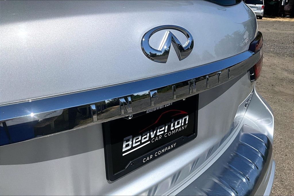 2019 INFINITI QX80 LUXE OR