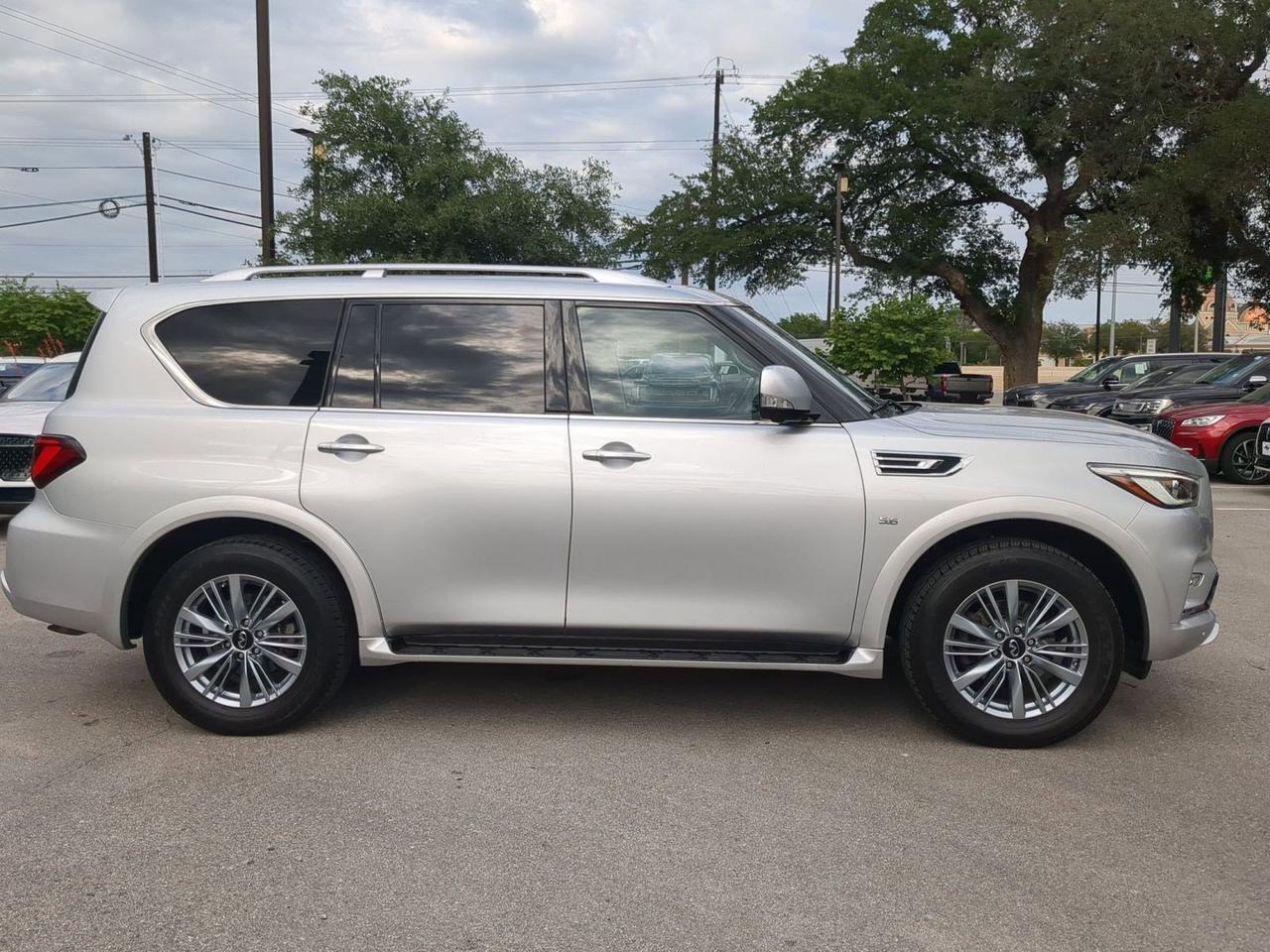 2019 INFINITI QX80 LUXE