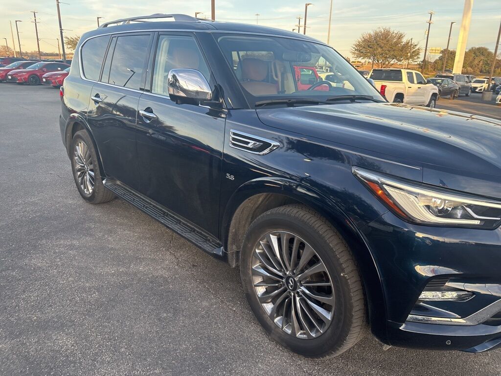 2019 INFINITI QX80 LUXE