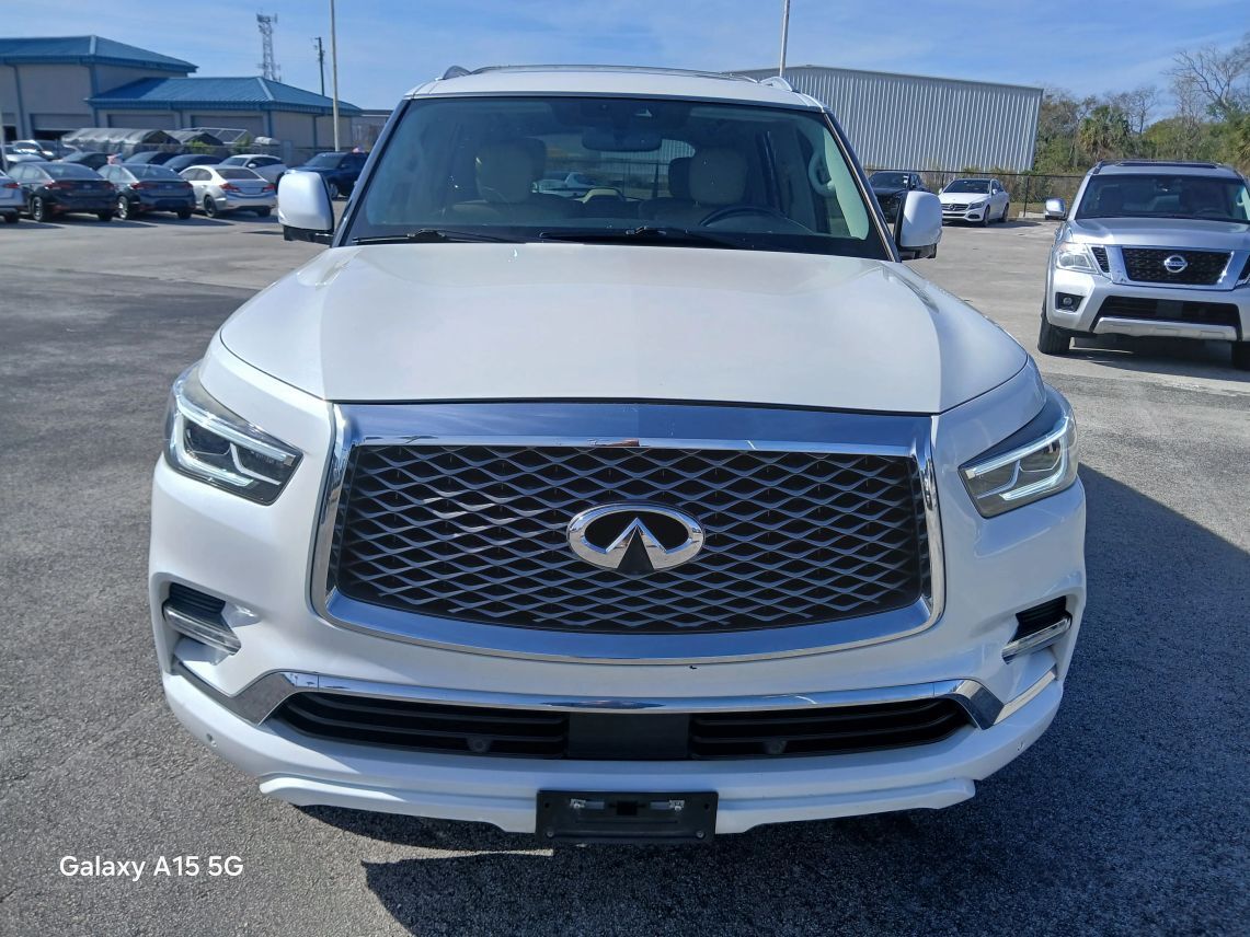 2019 INFINITI QX80 LUXE Sport Utility 4D