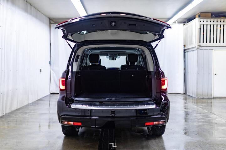 2019 Infiniti QX80 AWD Limited Leather Roof Nav BCam Red Deer AB