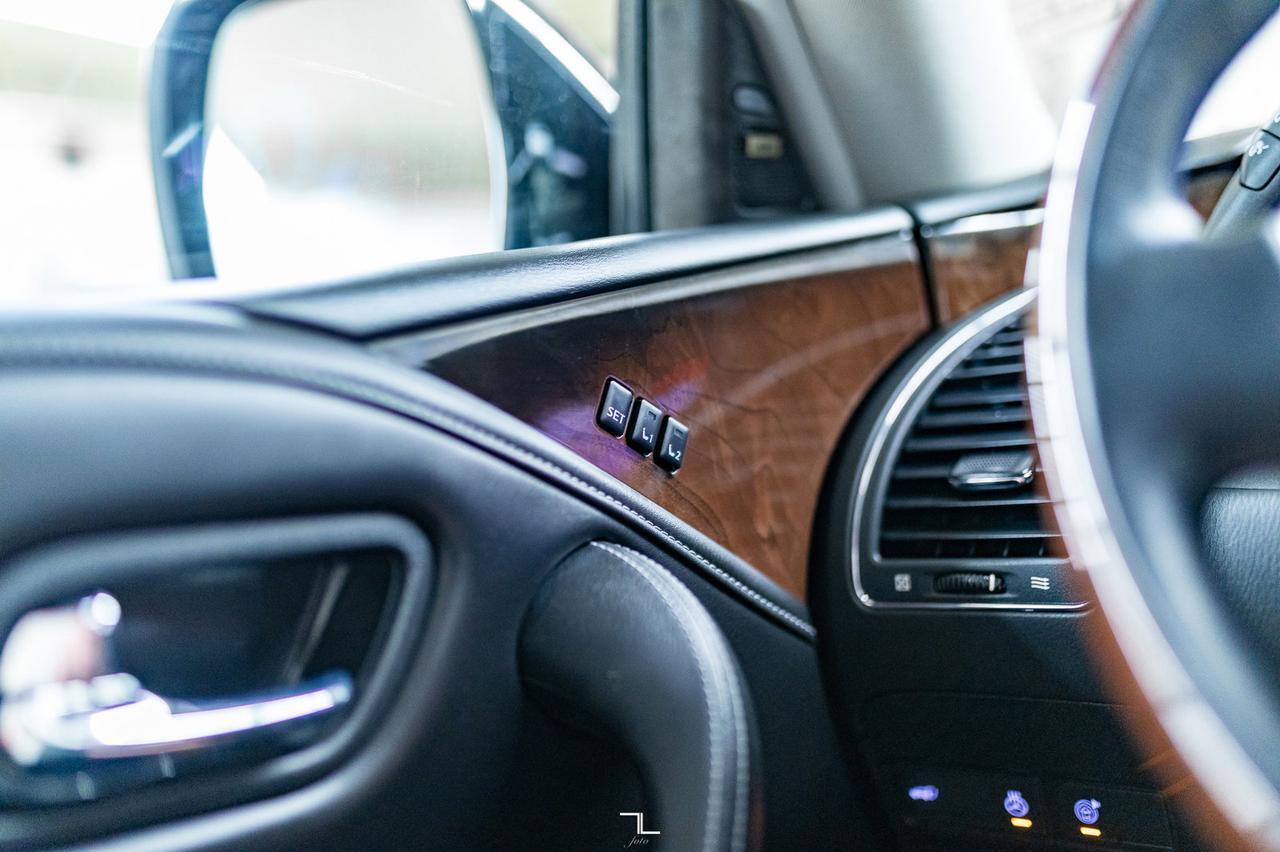 2019 Infiniti QX80 AWD Limited Leather Roof Nav BCam Red Deer AB