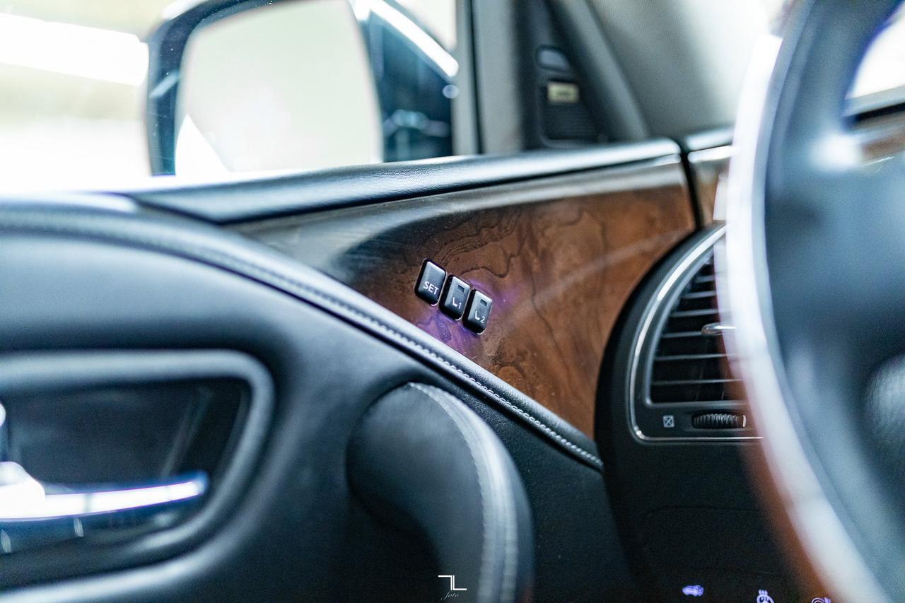 2019 Infiniti QX80 AWD Luxe Leather Roof Nav BCam Red Deer AB