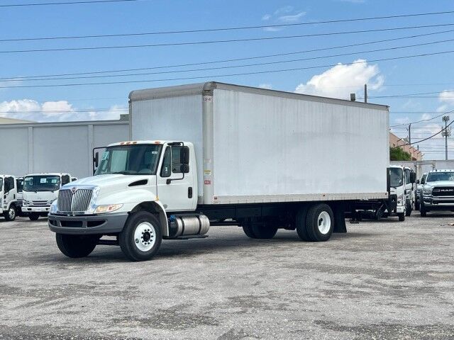 2019 International 4300 26&apos; Dry Freight Truck with 2,500 lbs. Lift Gate Miami FL