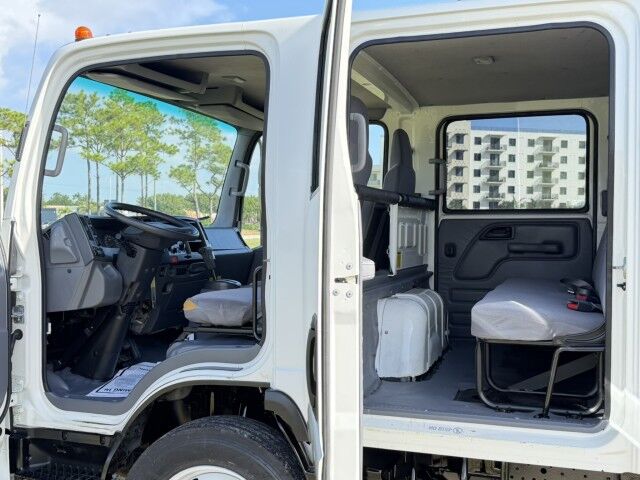 2019 Isuzu NPR-HD Crew Cab GAS 16' Dry Box Truck with 1,500 lbs. Lift Gate Homestead FL