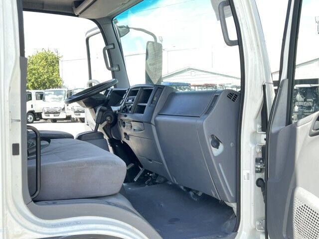 2019 Isuzu NPR-HD GAS 18&apos; Dry Box Truck with Aluminum Ramp Miami FL