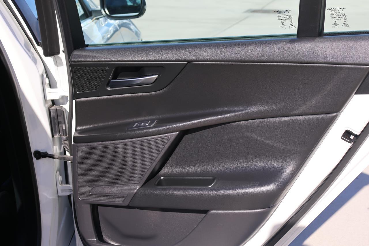 2019 JAGUAR XE Houston TX