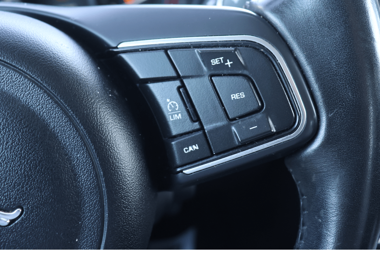 2019 JAGUAR XE Houston TX