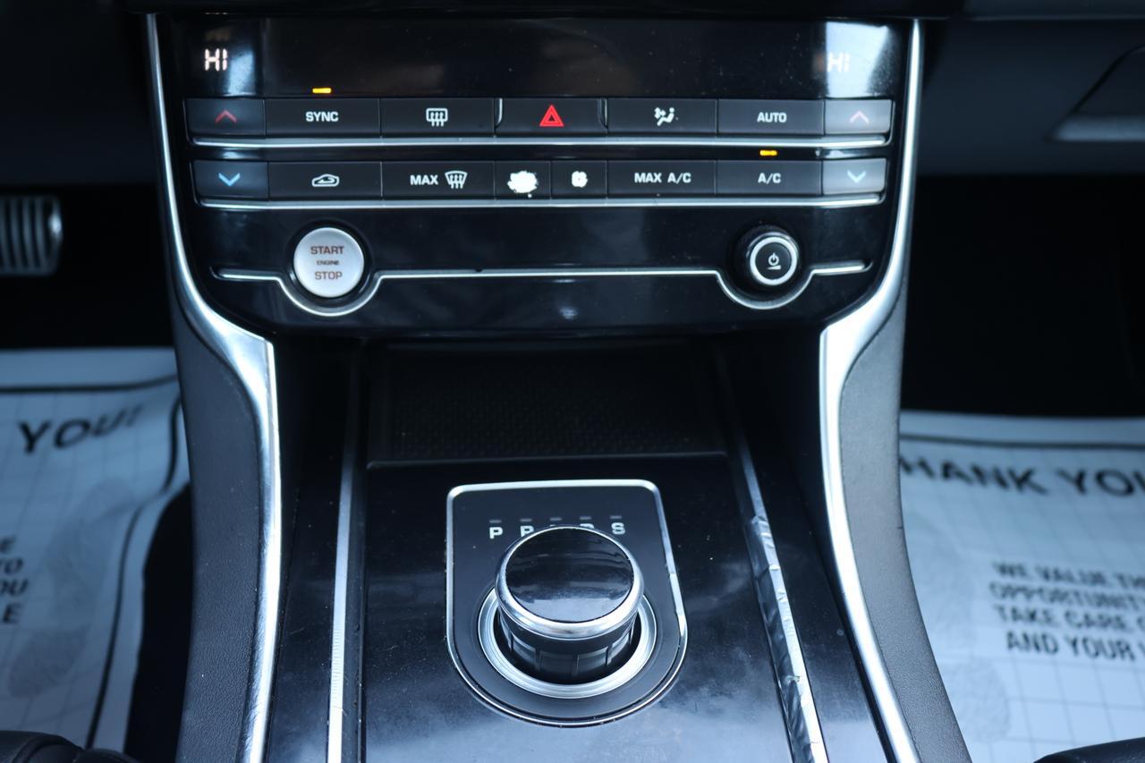 2019 JAGUAR XE Houston TX