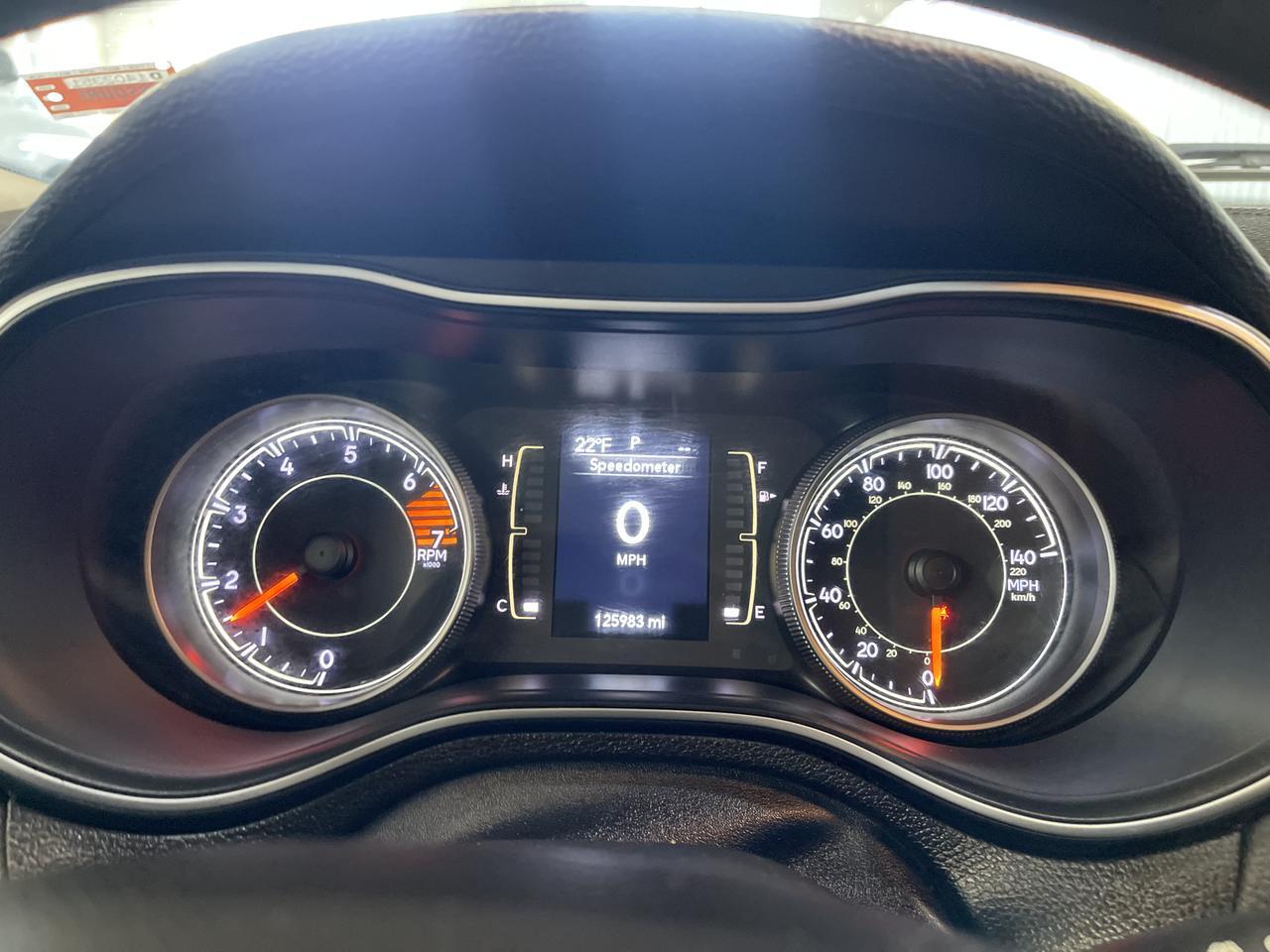2019 JEEP CHEROKEE LATITUDE Latitude Kansas City MO