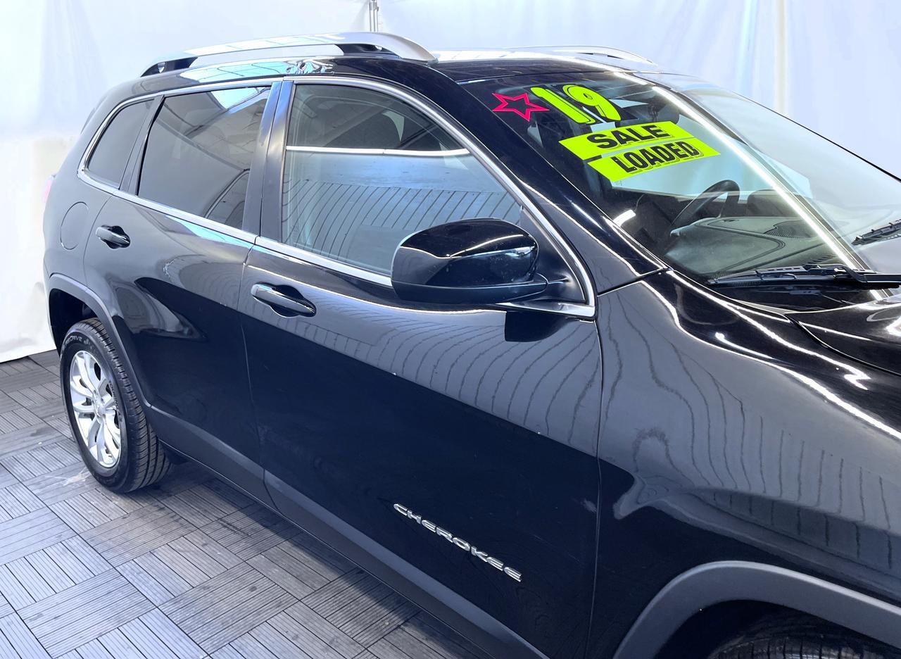 2019 JEEP CHEROKEE LATITUDE Latitude Kansas City MO
