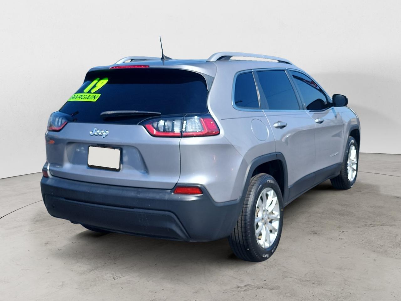 2019 JEEP CHEROKEE LATITUDE Latitude Kansas City MO