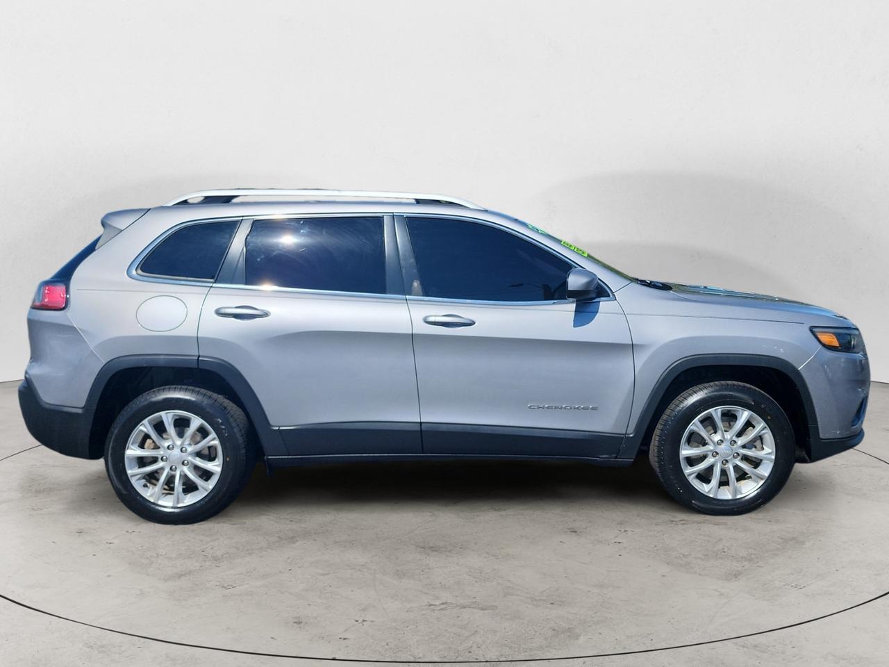 2019 JEEP CHEROKEE LATITUDE Latitude Kansas City MO