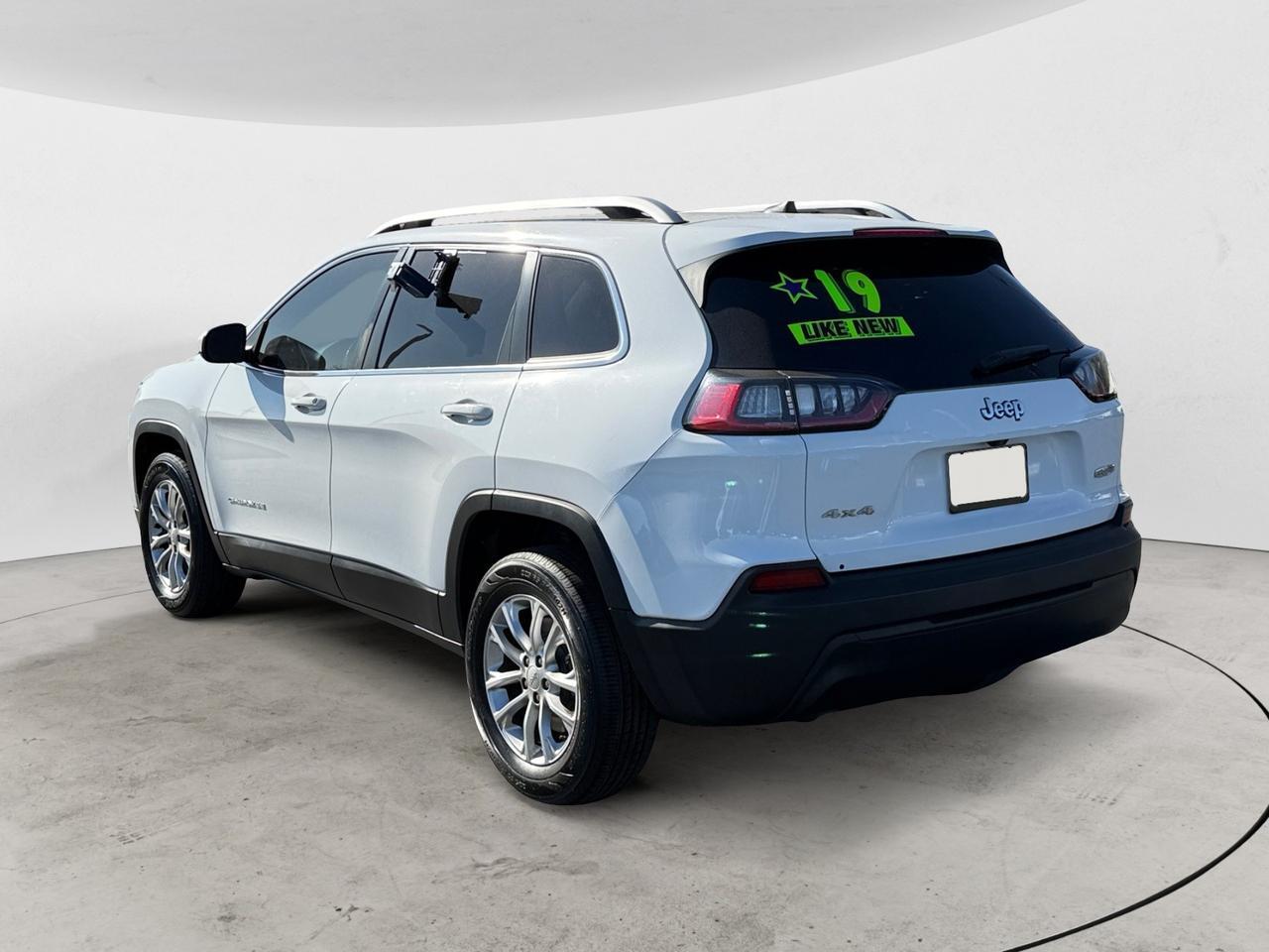 2019 JEEP CHEROKEE LATITUDE; N Latitude Kansas City MO