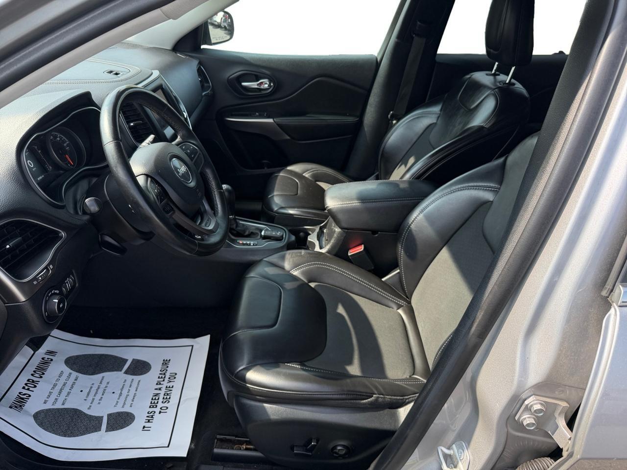 2019 JEEP CHEROKEE LATITUDE PL Kansas City MO