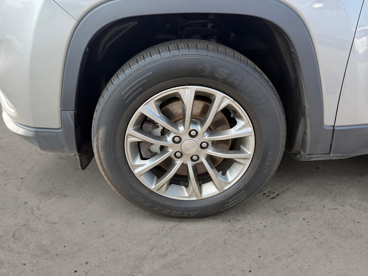 2019 JEEP CHEROKEE LATITUDE PL Kansas City MO