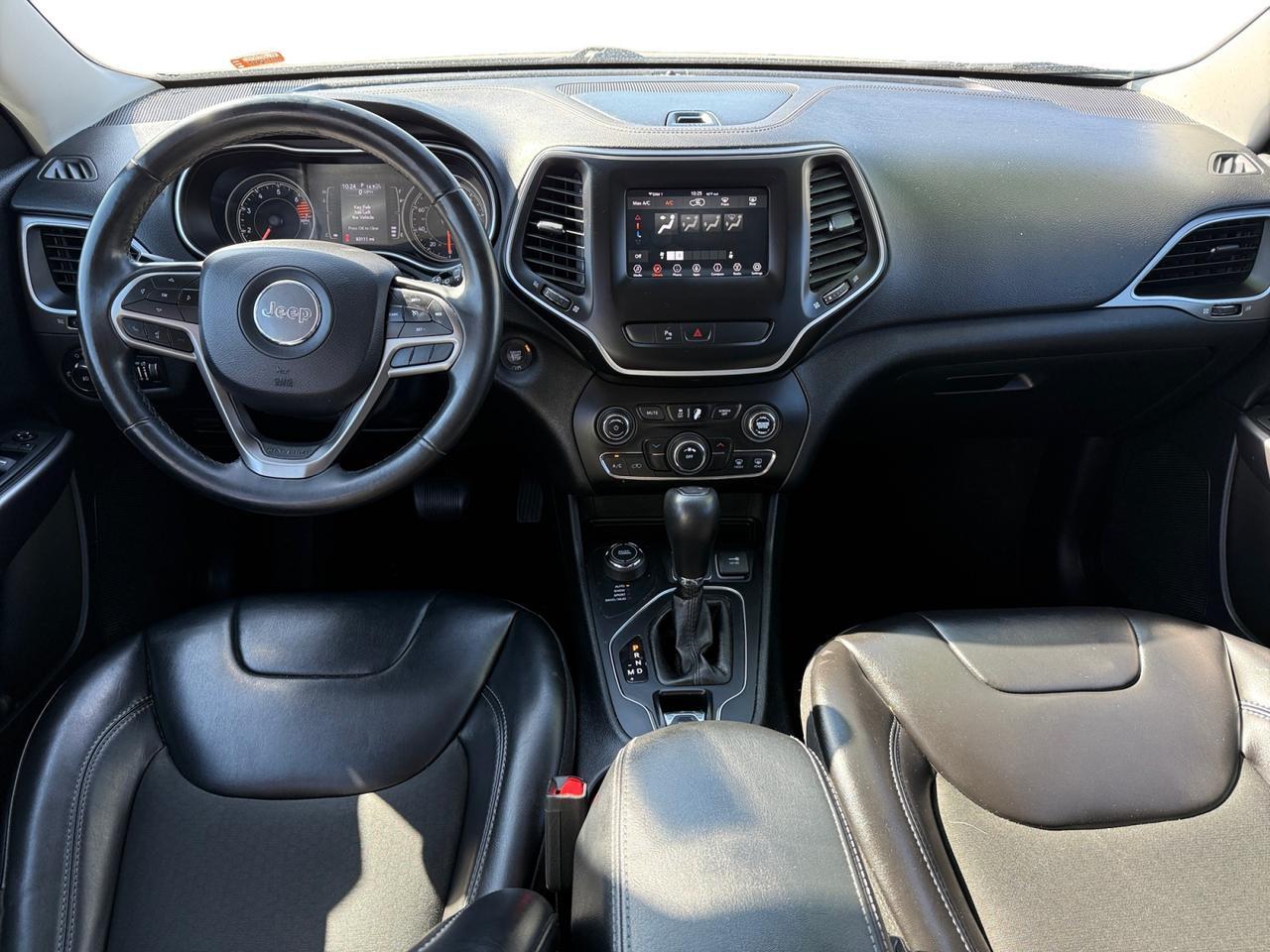 2019 JEEP CHEROKEE LATITUDE PL Latitude Plus Kansas City MO