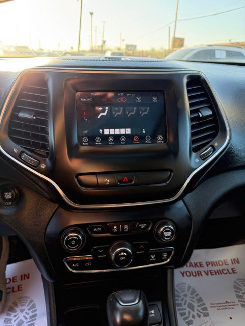 2019 JEEP CHEROKEE LATITUDE PLUS Grand Prairie TX