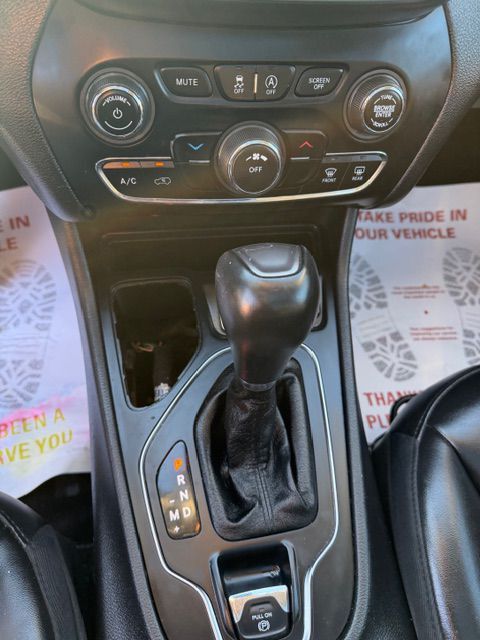 2019 JEEP CHEROKEE LATITUDE PLUS Grand Prairie TX