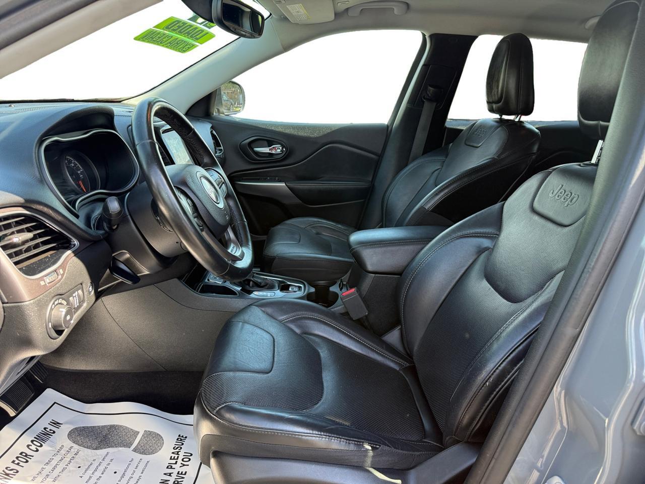 2019 JEEP CHEROKEE LIMITED Limited Kansas City MO