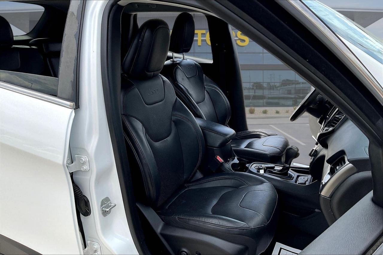 2019 JEEP CHEROKEE LIMITED Houston TX