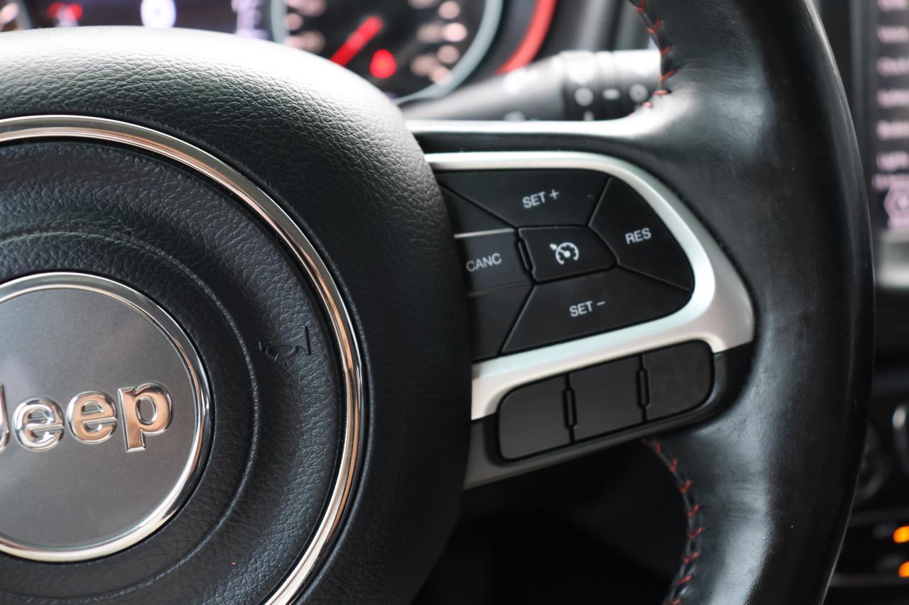 2019 JEEP COMPASS TRAILHAWK WHITE at G Motors