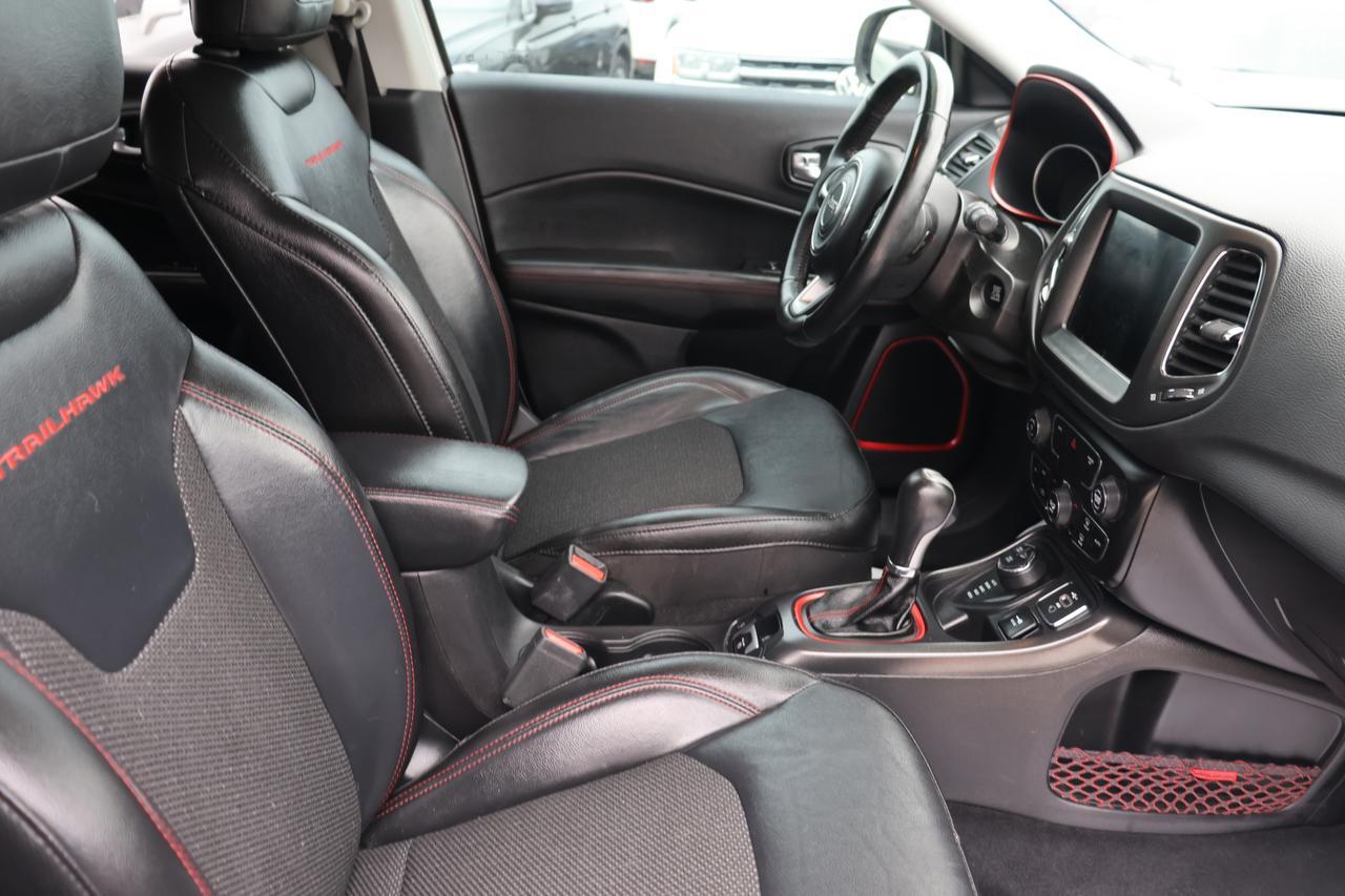 2019 JEEP COMPASS TRAILHAWK WHITE at G Motors