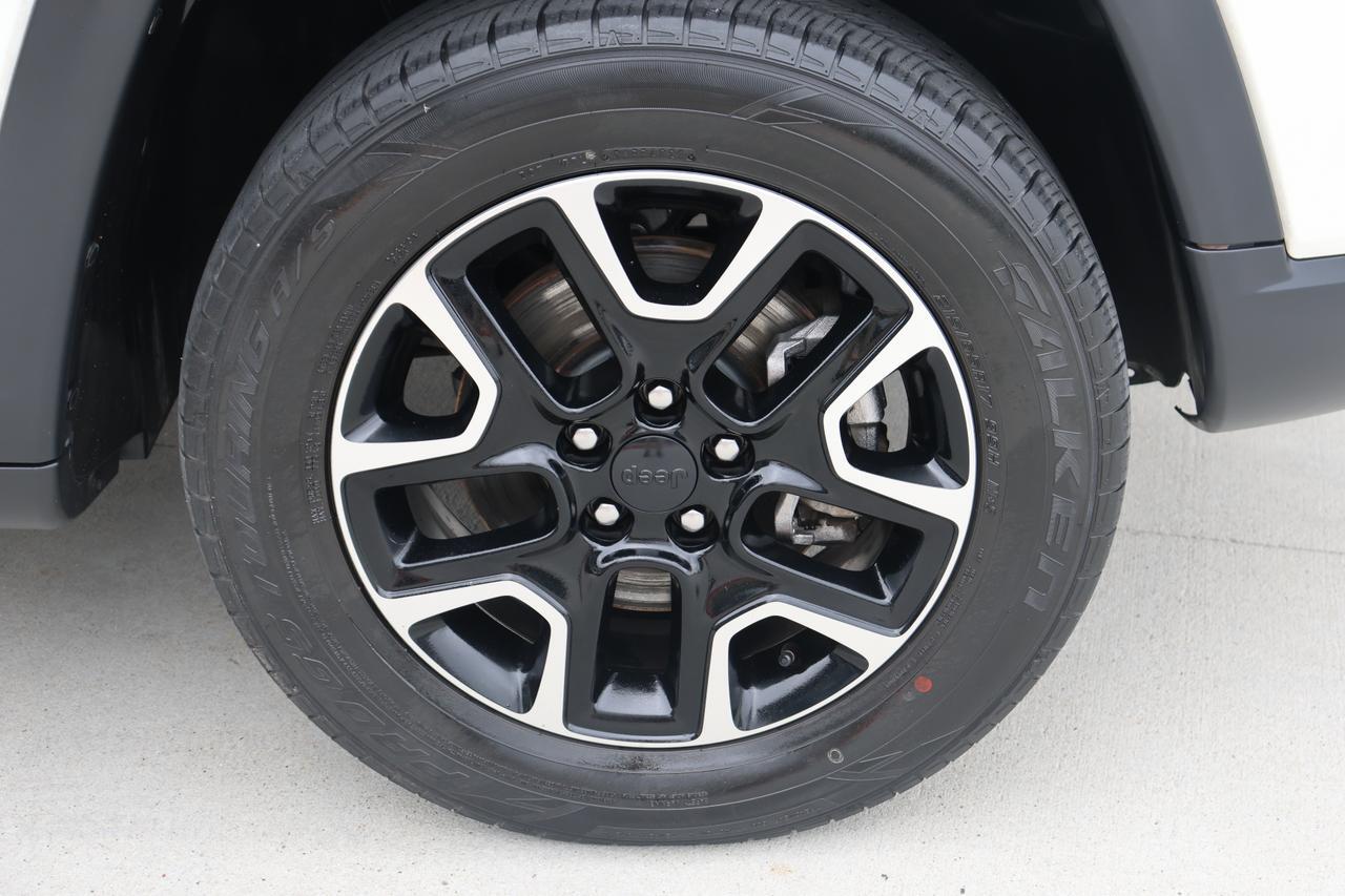 2019 JEEP COMPASS TRAILHAWK WHITE at G Motors