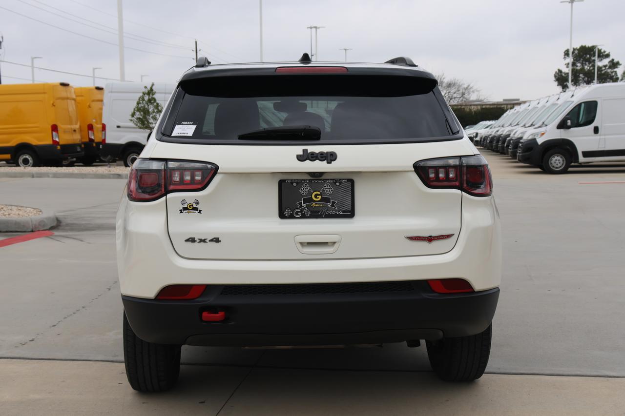2019 JEEP COMPASS TRAILHAWK WHITE at G Motors