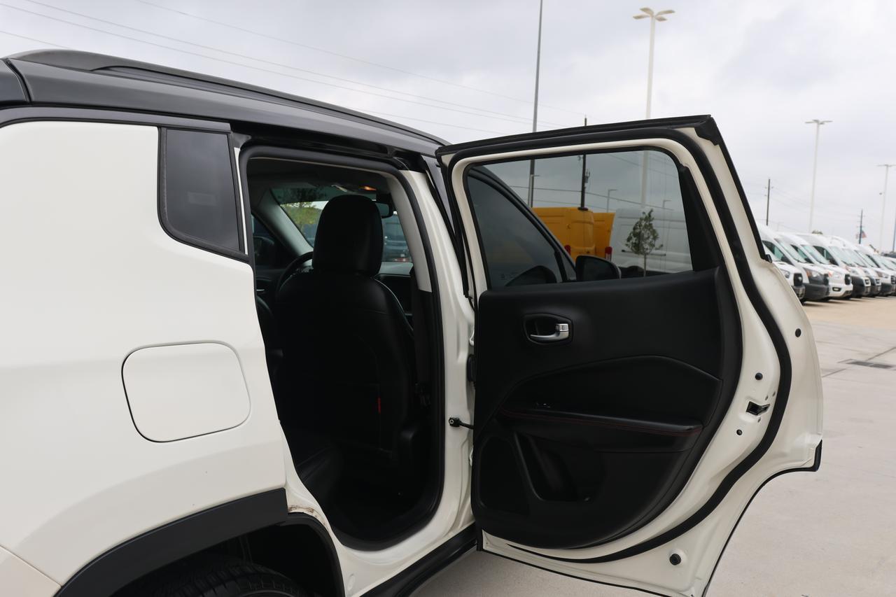 2019 JEEP COMPASS TRAILHAWK WHITE at G Motors