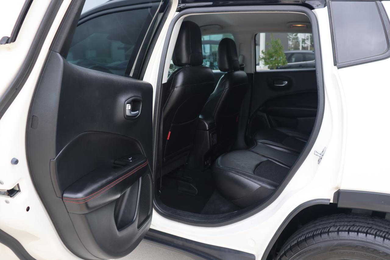 2019 JEEP COMPASS TRAILHAWK WHITE at G Motors